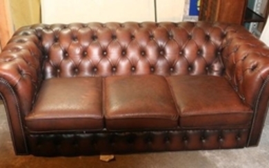 'Centurion Furniture' - 'Chester' sofa