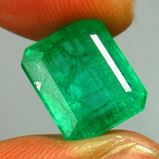 5.13 Ct Natural Colombian Emerald Octagon Cut Top