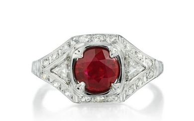 Art Deco 1.11-Carat Burmese Ruby and Diamond Ring