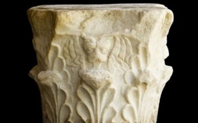 Capitello corinzieggiante con chimera I - II secolo d.C. alt....