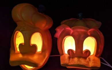 Disney Donald Duck Halloween Light Up Pumpkins