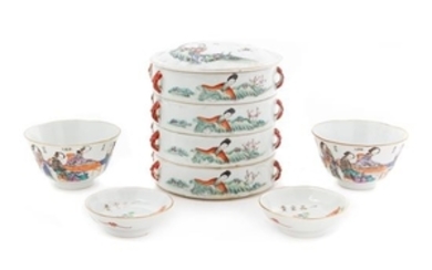 Five Chinese Famille Rose Porcelain Articles
