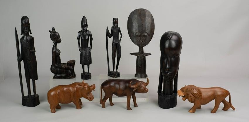 Lot-Art | (9) African Wood Carvings