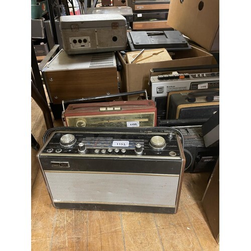 A Grundig Yacht Box, and various other audio equipment (qty)