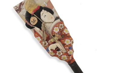 A JAPANESE HANETSUKI PADDLE MID-20TH CENTURY.