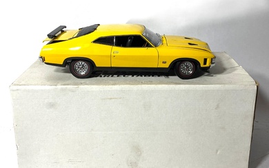 A Model 1973 Ford XA Falcon RP083 Coupe Custom Diecast Model Car, 1/18 Scale Classic Collectables, 2007, Original Box