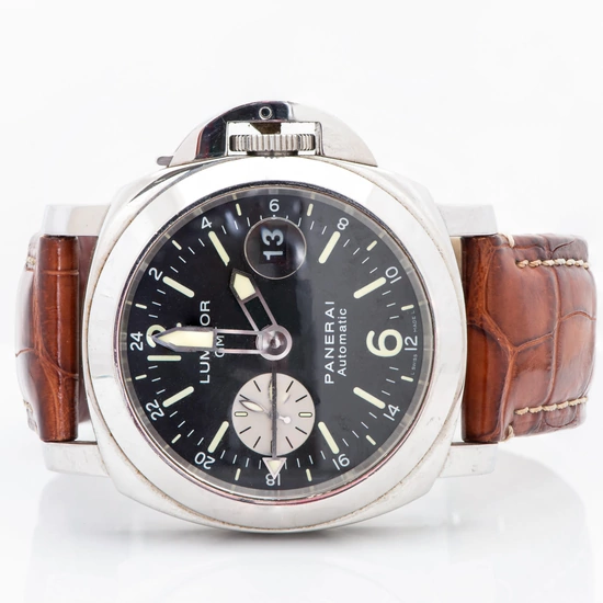 A Panerai Luminor GMT Men's Wristwatch
