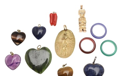 A QUANTITY OF JEWELLERY. including six assorted heart-shaped...