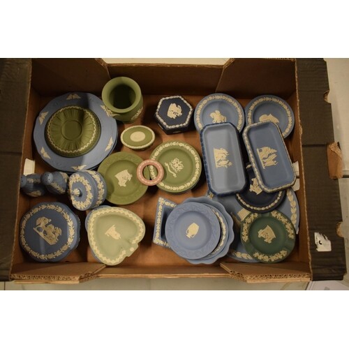 A collection of Wedgwood Jasperware to include vases, trinke...