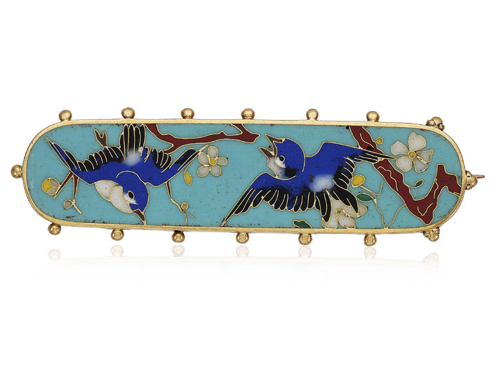 ANTIQUE ENAMEL AND GOLD BROOCH, ATTRIBUTED TO FALIZE