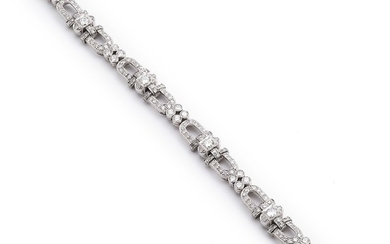 An Art Deco diamond bracelet set with numerous old and single-cut diamonds weighing a total of app. 7.35 ct., mounted in platinum. I-K/VS-P1. L. app. 19.5 cm.