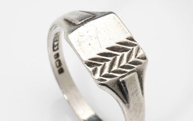 An English hallmarked sterling silver signet ring, Sheffield 1980, with...