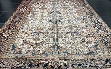 Ancient Heriz - Carpet - 295 cm - 216 cm