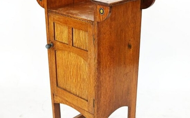 Arts & Crafts Oak Side Cabinet