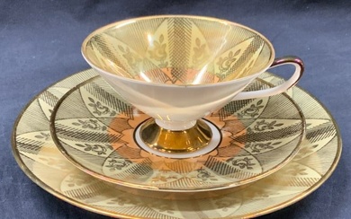 Bavarian Germany Porcelain Tea Cup & Dishes Set3