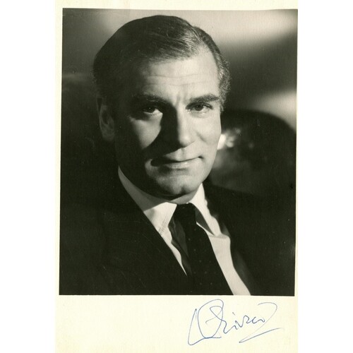 CINEMA: Selection of signed 5 x 7 photographs and one 6 x 9,...