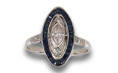 COCKTAIL RING, ART DECO STYLE, WITH DIAMONDS AND SAPPHIRES, IN PLATINUM