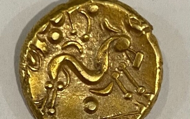 Celts, Ambiani. Statère d'or “uniface”, aux palmettes,60-50 AC