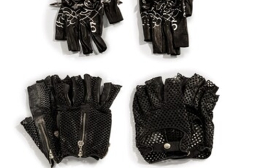 Five Pairs of Lambskin Gloves, circa 2000 | Cinq paires de mitaines en cuir, Chanel