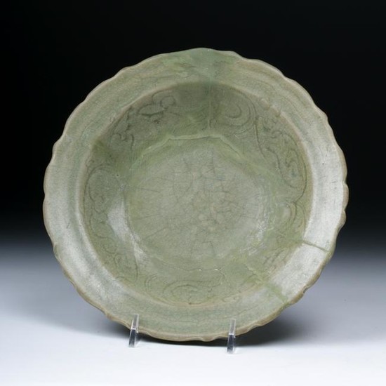 Chinese Song Dynasty Ceramic Plate