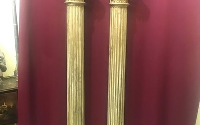 Column (2) - Wood - Early 19th century