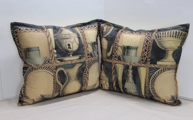Cushions with vintage "Credenza" Piero Fornasetti fabric - Cushion (2)