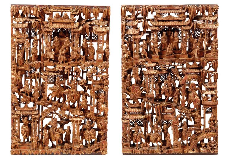 Due pannelli in legno intagliato e dorato,... - Lot 353 - Pierre Bergé & Associés