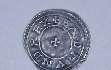 Eadmund (939-946) - Silver Penny, small cross, name in...