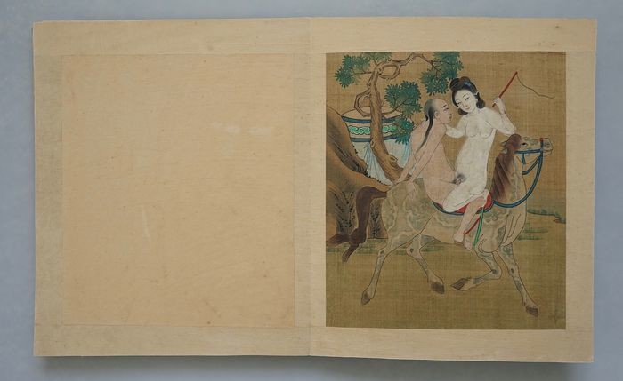 Fine Paintings with Erotic Scenes (10) - Silk - China - Late 19th century