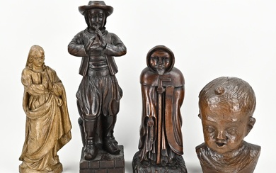 Four old/antique wood-carved statues. Miscellaneous. 19th - 20th Century. Size: 24 - 39 cm. In...