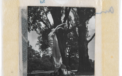 Henriette Theodora Markovitch, dite Dora MAAR 1907 - 1997 Mode (modèle qui saute), c. 1935
