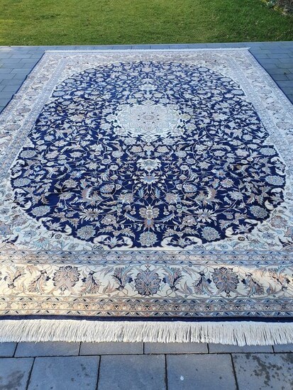 Isphahan - Carpet - 4.26 m - 3.13 m