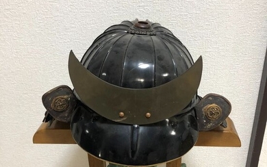 Kabuto - Cast iron, Copper, Cotton - Samurai - KABUTO - Feather family crest - Japan - Late Edo period