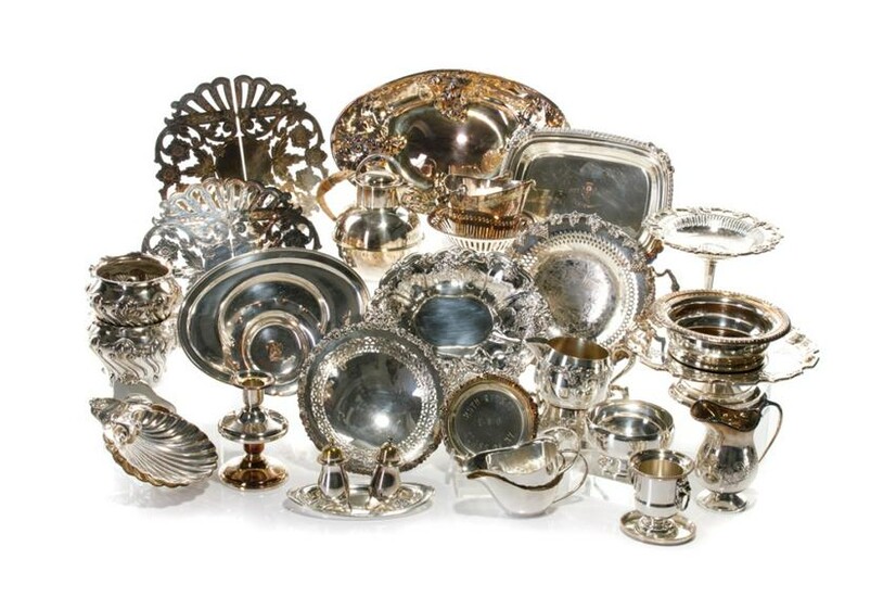 LARGE COLLECTION OF SILVERPLATE TABLEWARE