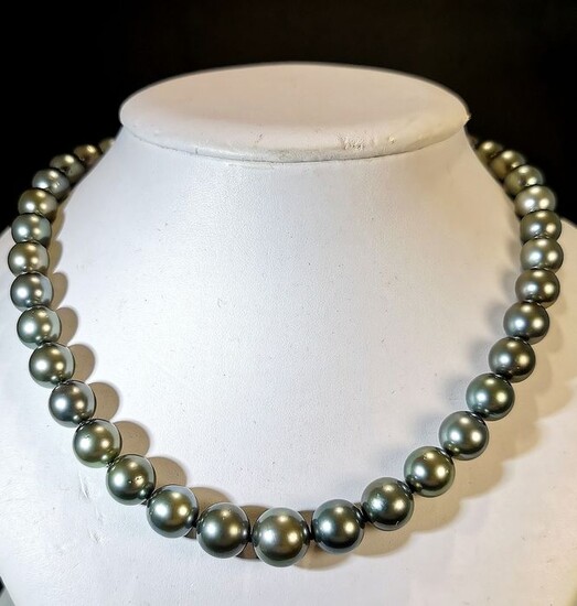 #LOW RESERVE PRICE# Steel, Tahiti pearls, Size 10 to 12,6 mm - 47cm lenght - Necklace