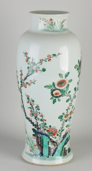 Large Chinese porcelain Family Verte vase with blossom