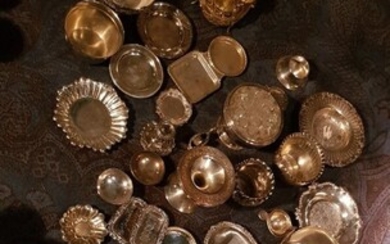 Lot de métal argenté européen comprenant... - Lot 53 - Euvrard & Fabre