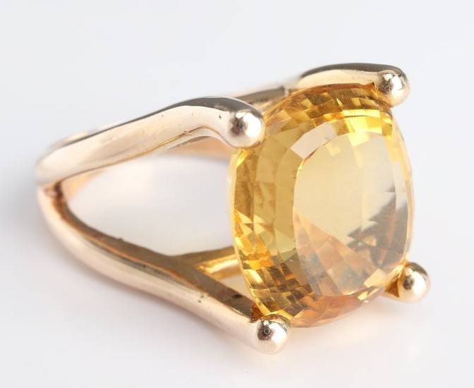 Mid-Century Modern 14K Yellow Gold & Citrine Ring