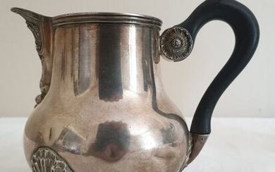 Milk jug (1) - .950 silver - France - Mid 19th century