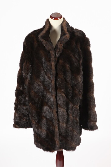 NORM THOMPSON BEAVER BROWN FUR JACKET WITH BLACK BUTTONS. size...