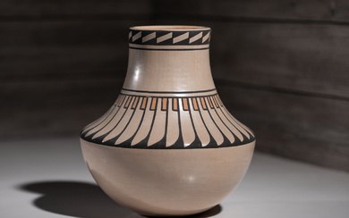 Polychrome Pottery Vase,Crucita Calabaza, Blue Corn