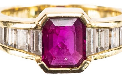 Rubin Diamanten Ring, 750 GG, 1 Rubin in Octagon-Schliff Siam...