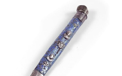 Seveeenthth century silver and enamel fruit knife