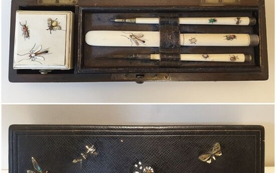Shibayama writing set (1) - Shibayama - Ivory, Leather, Mother of pearl - Japan - Late 19th century