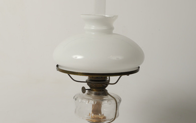 TABLE KEROSENE LAMP, electrified, glass/gold-plated metal.