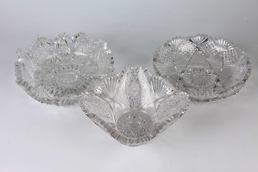 THREE AMERICAN BRILLIANT PERIOD CUT COLORLESS CRYSTAL BOWLS. late 19th-early...