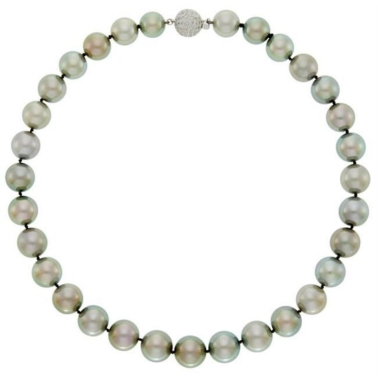 Tahitian Gray Cultured Pearl Necklace with White Gold