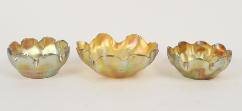 Three L.C Tiffany Favrile Glass Ruffle Edge Bowls