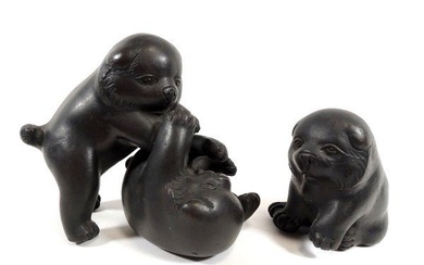 Three Playing Puppies - Bronze - Akimitsu - Japan - Meiji period (1868-1912)