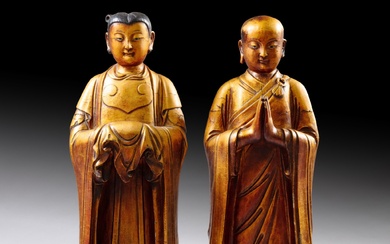 Two large lacquer-gilt wood standing figures of attendants, Qing dynasty, 17th - 18th century | 清十七至十八世紀 漆金木雕神仙立像一組兩尊